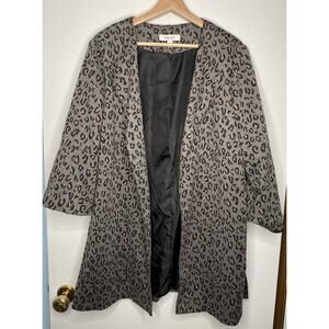 NINE WEST LEOPARD PRINT LONG BLAZER – WOMEN’S SIZE LARGE (GRAY)